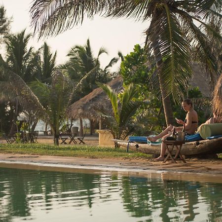 Bar Reef Resort Etalai Экстерьер фото